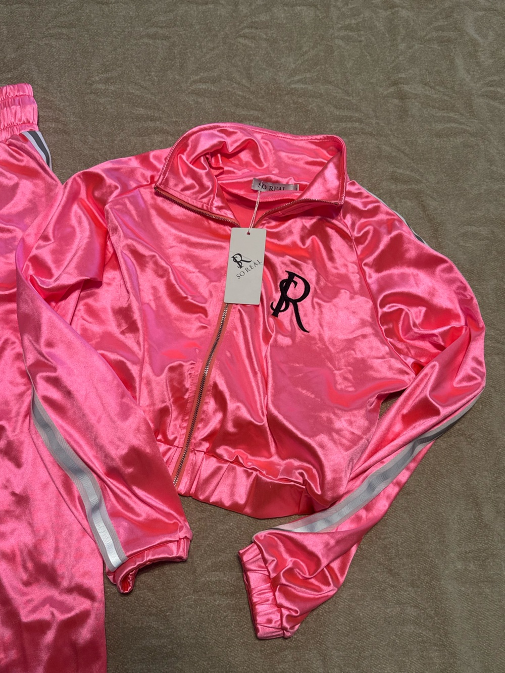 So Real Shane Justin Pink Track Suit - Picture 3 of 4